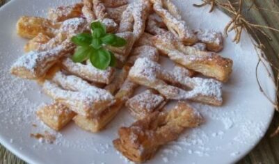 Хворост из слоеного теста вкусный рецепт с фото пошагово и видео