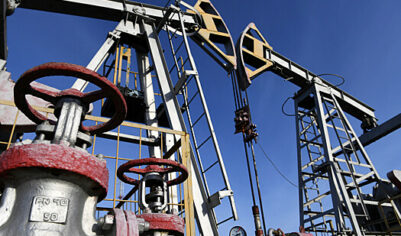 Цена нефти Brent на ICE опустилась ниже $68 за баррель впервые с 7 июля