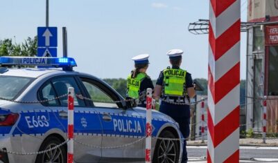 Полный скелет средневекового рыцаря обнаружен под кафе-мороженым