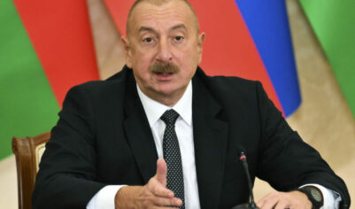 Алиев открыто поддержал Киев и принял шеврон ВСУ. Как на это отреагировали в России?