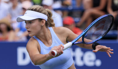 Анна Калинская умилила всех своей собачкой и пробилась в финал Вашингтона