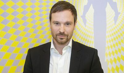 В судебных разбирательствах Алексея Чадова и его бывшего друга фигурирует третье лицо