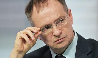 Придыбайло: Мединский вышел к журналистам в Стамбуле с «толстой папкой»