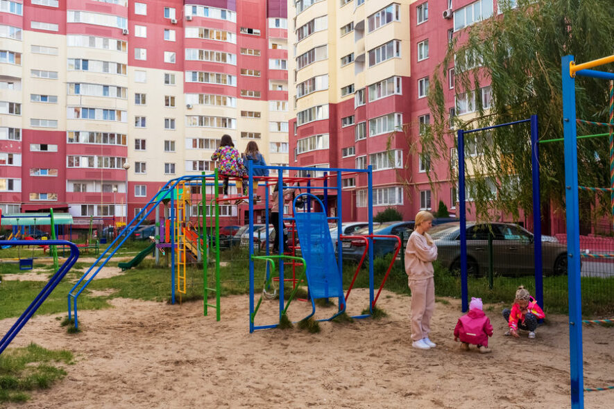 «Людям ломают планы». В России ужесточат правила семейной ипотеки