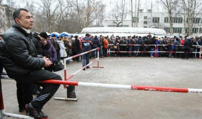 «Подлежит выдворению»: новая метка для мигрантов в России. Что послужило причиной такой меры?
