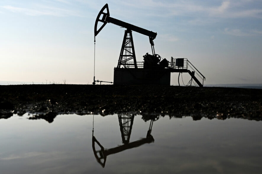 «Потери могут быть астрономическими». Чем грозят России новые нефтяные санкции ЕС?