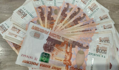 Стало известно, сколько россиян получают зарплату в миллион рублей в месяц