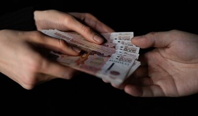 Экономист заявил об отсутствии «избыточных денег» в России