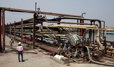 В США предрекли Индии многомиллиардные убытки в случае отказа от нефти из России