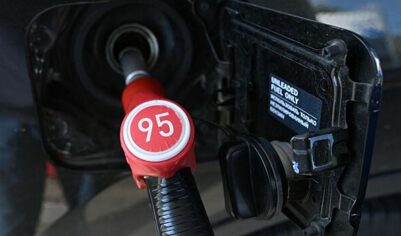 Бензин Аи-95 на бирже впервые преодолел отметку в 80 тыс. рублей за тонну