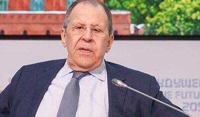 Лавров высказался о попытках ЕС и НАТО переписать историю