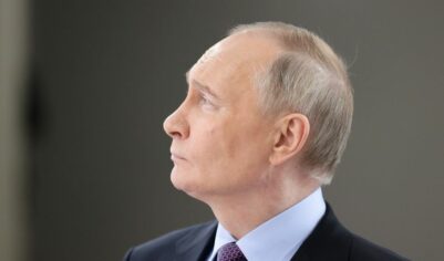 «Над Путиным нависла скрытая угроза. Вот чем опасен для президента визит на Аляску»: Качур*