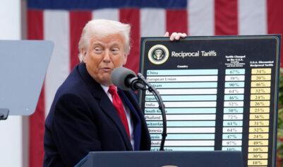 «Похож на швейцарский нож»: Трампа обвинили в вымогательстве