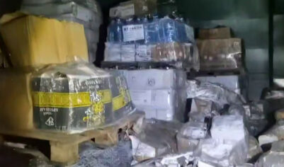 «Территория огорожена, доступа нет»: выяснилось, как выглядела точка продажи смертельного алкоголя в Ленобласти