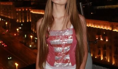 Милана Гогунская в пятнадцать уже купила себе шикарный автомобиль (видео)