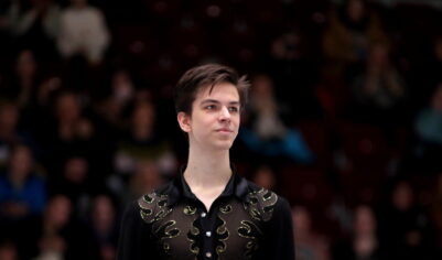 Гуменник побеждает в Пекине, союз конькобежцев мстит как может