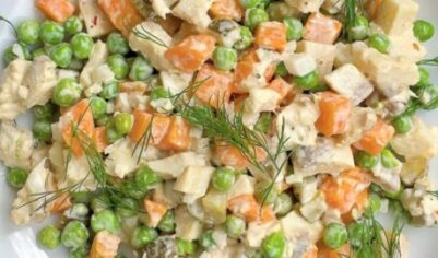 Салат с селедкой, морковью и горошком вкусный рецепт с фото пошагово и видео