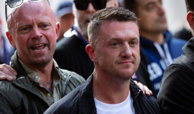 Некогда неоднократно осуждённый футбольный хулиган оказался грозным лидером британских националистов