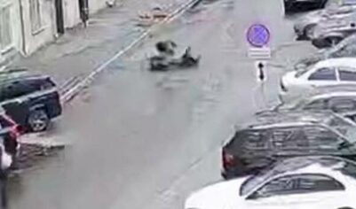 Курьер сбил пожилую женщину на юго-западе Москвы