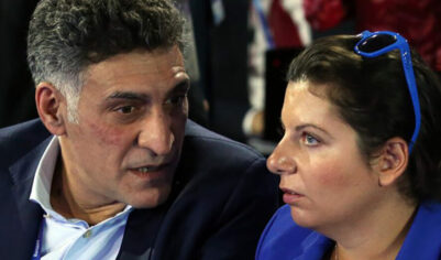 Врач раскрыл сроки лечения онкобольной Симоньян на фоне комы Кеосаяна