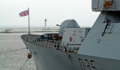 Боевые пловцы и «Паутина»: глава ФСБ рассказал об атаках Великобритании на Россию