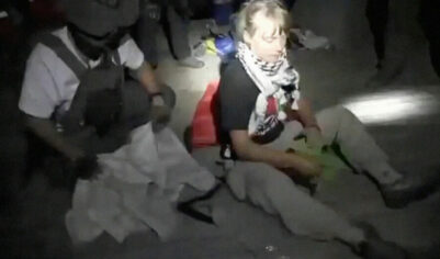 Израиль напал на флотилию Греты Тунберг у берегов Газы. Она задержана