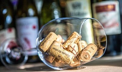 Эксперт Шапкин объяснил, почему в России сокращается производство коньяка