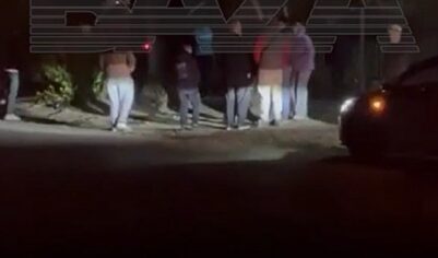 Пенсионеры, в чей дом врезалась дочь Цапка, третий день живут без стены и света