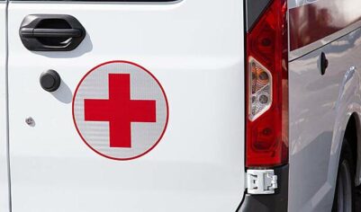 Пьяная жительница Петербурга бросила кирпич в голову незнакомому мужчине