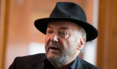 Британский политик боится возвращаться на родину после визита в Россию. В чем причина?