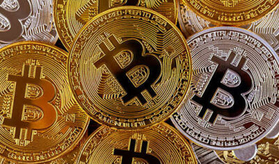 Названы потери рынка криптовалюты США после решения Трампа ввести пошлины против КНР