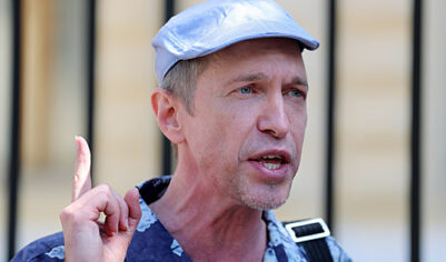 Сергей Соседов назвал самую безголосую артистку российской эстрады