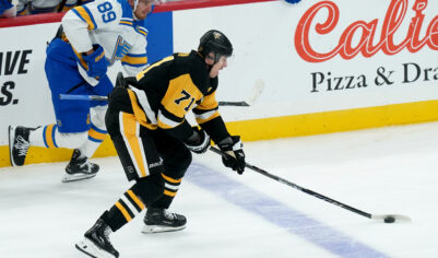 Ветеран НХЛ Евгений Малкин дает «прикурить» молодым на старте нового сезона