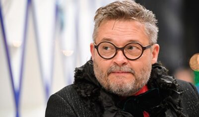 «Бриллиантов из Лувра нет»: историка моды Васильева отпустили после задержания в аэропорту США