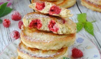 Малиновые оладьи с мятой вкусный рецепт с фото пошагово и видео