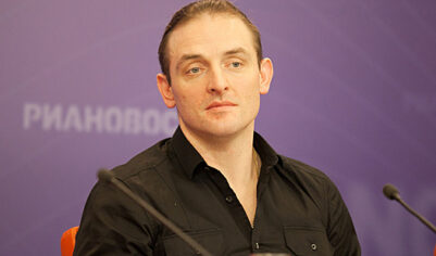 «Вешает всем лапшу на уши»: дочь Аскольда Запашного возмутилась поведением отца, предавшего семью