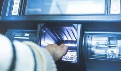 «Нал» упал: банкоматы теперь чаще используют для пополнений, а не для снятий