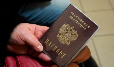 «Чемодан, Вокзал… И 2875 судеб»: Масштабы лишения гражданства России