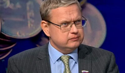 «А можно еще детей обложить налогами»: Делягин раскритиковал идею Матвиенко обязать безработных платить за ОМС