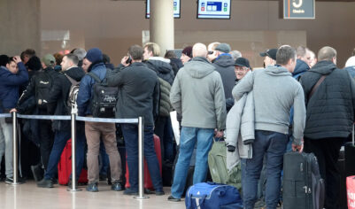 Выяснилось необычное содержание парализовавших авиасообщение в европейской стране воздушных шаров