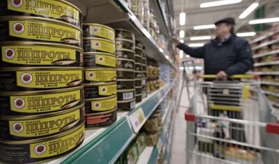 В России возникли проблемы с рыбными консервами