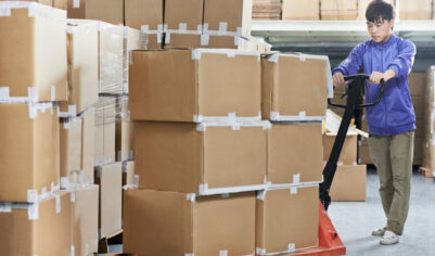 Путин разрешил ввозить товары из Киргизии и Казахстана без маркировки