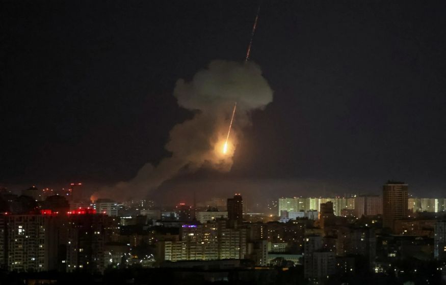 Ответ на провокации: Россия наносит ответный удар по Киеву и регионам — горят ТЭЦ и нефтегазовые объекты