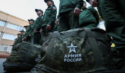 «Срочники голодают в казармах»: Депутат потребовал втрое поднять оклады призывникам