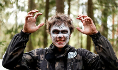 «Я вообще из полиции, но сегодня я Бобер»: как 500 молодых людей сбежали из Москвы в Лес