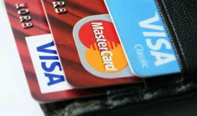 ЦБ предложил ограничить работу карт Visa и Mastercard