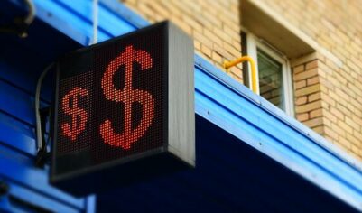 Подскочит ли доллар до 90 рублей в декабре, рассказали аналитики