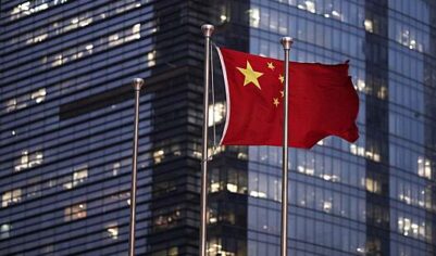 Китай начал меньше торговать с Украиной