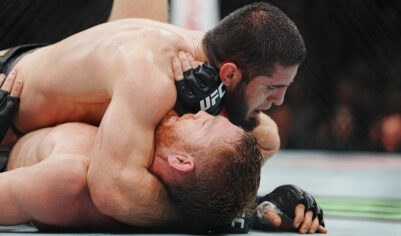 Махачев превзошел Нурмагомедова: западные СМИ об исторической победе россиянина