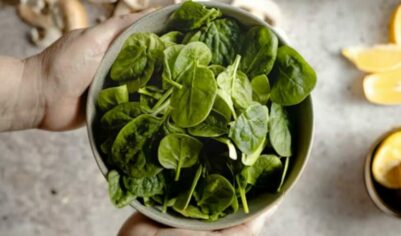 Источник витаминов, вкус и текстура: рецепты со шпинатом для всей семьи